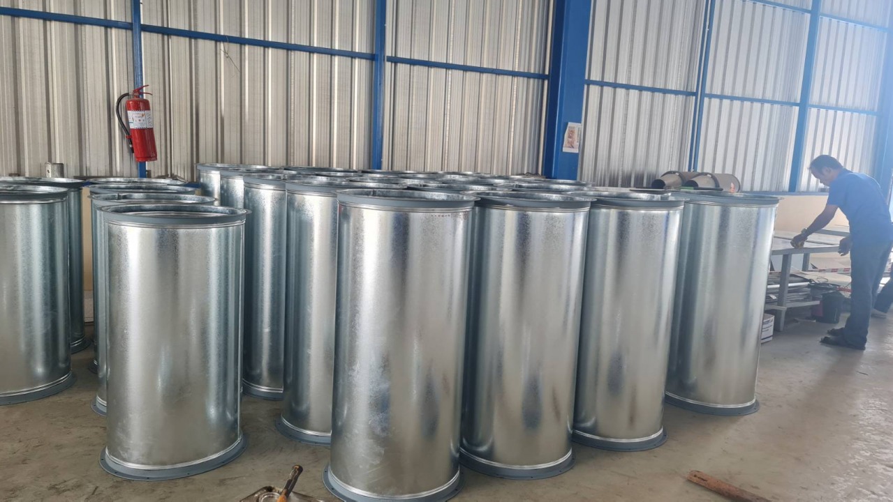 รับงานผลิตท่อแอร์ดักส์ งานท่อสแตนเลส